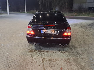 Mercedes E-Class foto 3