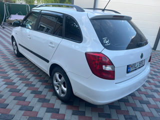 Skoda Fabia foto 2