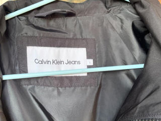 Calvin Klein Jeans foto 3