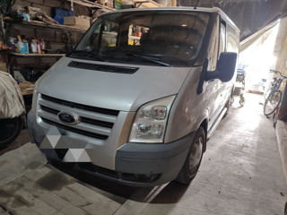 Ford Transit Connect foto 1