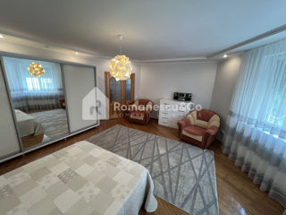 Apartament cu 2 camere, 138 m², Buiucani, Chișinău foto 20