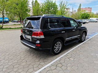 Lexus LX Series foto 4