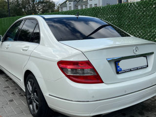 Mercedes C-Class foto 8