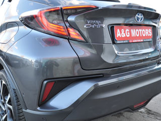 Toyota C-HR foto 8