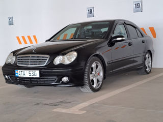 Mercedes C-Class