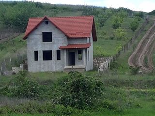 Se vinde casa cu 1 nivel + mansarda 15 km. de la Chisinau la pret de doar 30.000€ foto 6