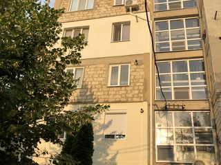 Apartament cu 3 camere, 76 m², Centru, Cimișlia foto 8