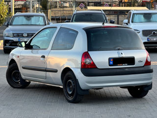 Renault Clio foto 5