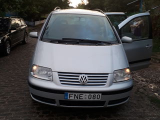 Volkswagen Sharan foto 4