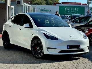 Tesla Model Y foto 4