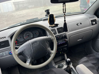 KIA Rio foto 5