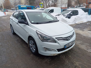 Hyundai Solaris foto 3