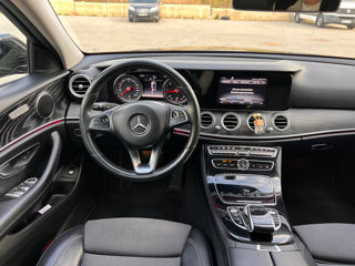 Mercedes E-Class foto 17