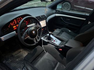 BMW 5 Series foto 8