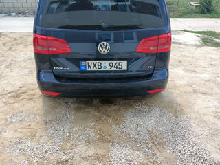 Volkswagen Touran foto 10