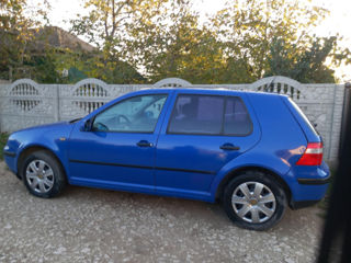 Volkswagen Golf foto 2