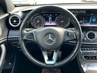 Mercedes E-Class фото 11