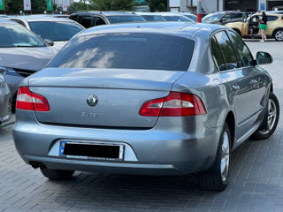 Skoda Superb фото 3