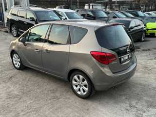 Opel Meriva foto 9