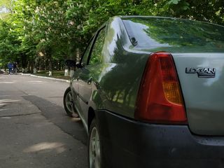 Dacia Logan foto 3