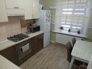 Apartament cu 2 camere, 55 m², Centru, Bălți foto 1