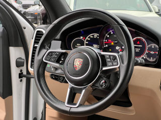 Porsche Cayenne фото 8