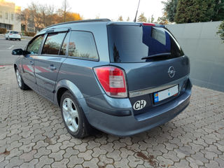 Opel Astra foto 3