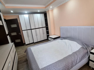 Apartament cu 2 camere, 55 m², Botanica, Chișinău foto 1