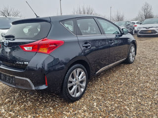 Toyota Auris foto 11