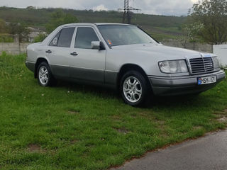 Mercedes Series (W124) foto 3