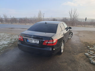 Mercedes E-Class foto 8