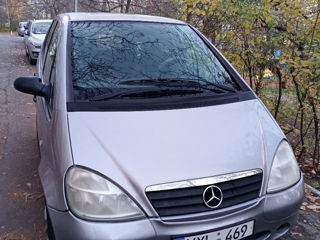 Mercedes A-Class foto 3