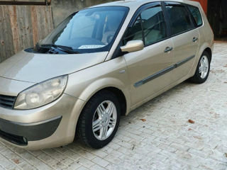 Renault Scenic foto 2