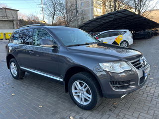 Volkswagen Touareg foto 2