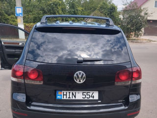 Volkswagen Touareg foto 5