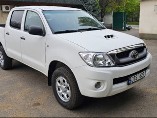 Toyota Hilux, 2011
