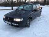 Volkswagen Passat foto 1