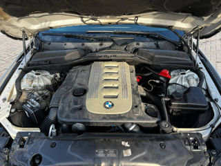 BMW 5 Series foto 8