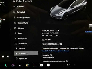 Tesla Model 3 foto 8