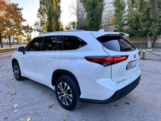 Toyota Highlander foto 4