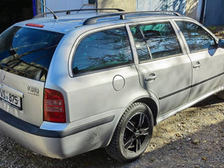 Skoda Octavia foto 3