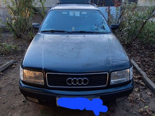 Audi 100 foto 1