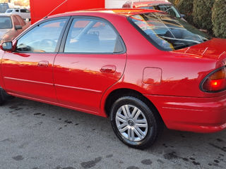 Mazda 323 foto 3