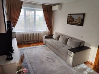 Apartament cu 3 camere, 83 m², Ciocana, Chișinău foto 3