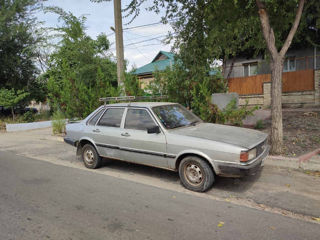 Audi 80