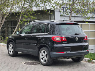 Volkswagen Tiguan foto 3