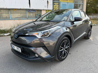 Toyota C-HR foto 6