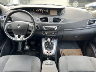 Renault Grand Scenic foto 10