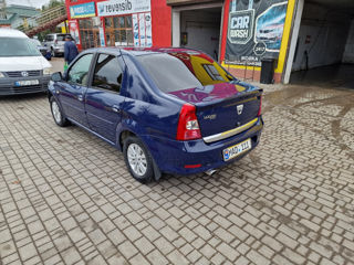 Dacia Logan foto 4