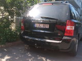 KIA Carnival foto 2